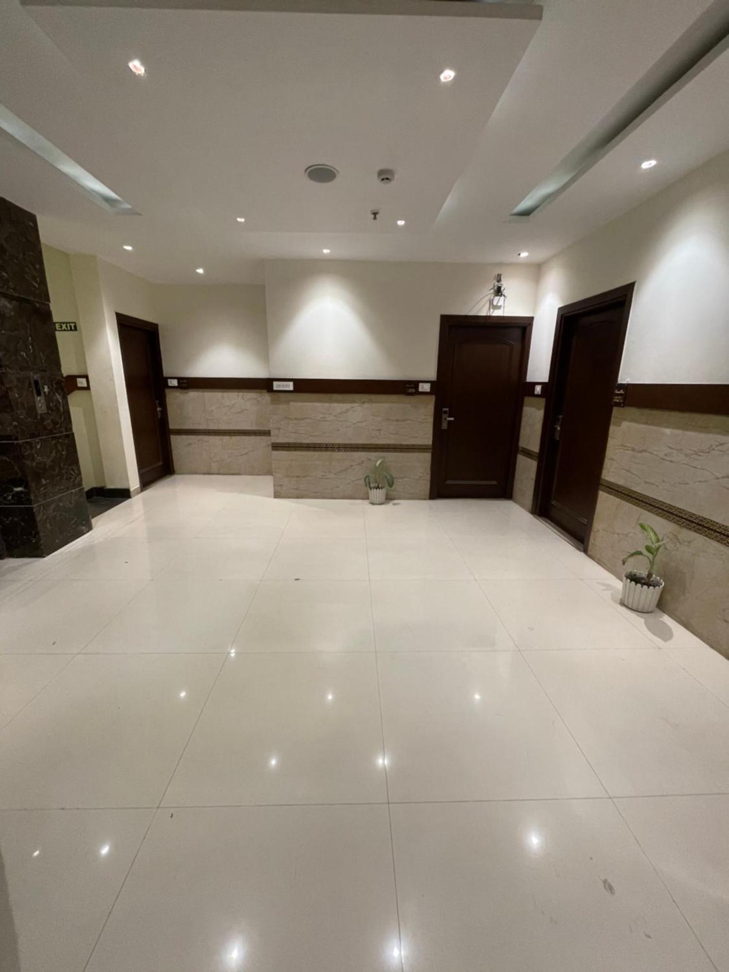 Hotel Aura Grand By Levelup Hotels Amritsar Exterior foto